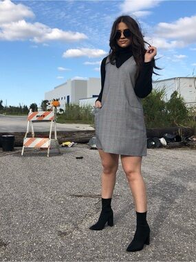 Stradivarius Plaid V-Neck Shift Dress